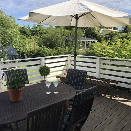 度假居 Charming With A Wonderful Orangery 埃贝尔托夫特