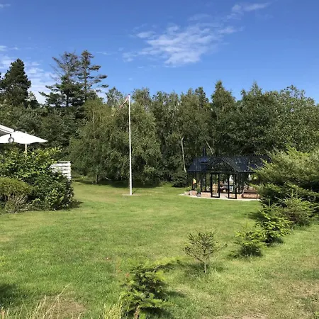 度假居 Charming With A Wonderful Orangery 埃贝尔托夫特