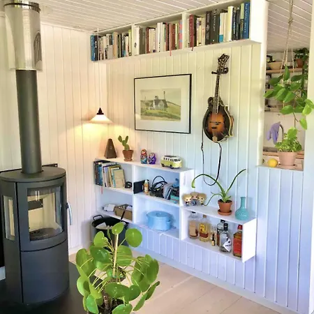 度假居 Charming With A Wonderful Orangery *