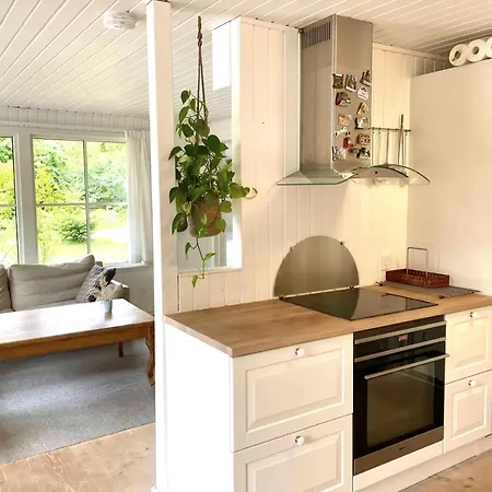 度假居 Charming With A Wonderful Orangery