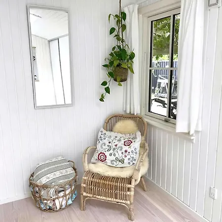 度假居 Charming With A Wonderful Orangery *