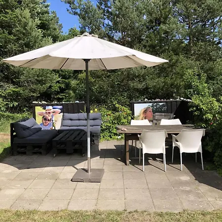 度假居 Charming With A Wonderful Orangery